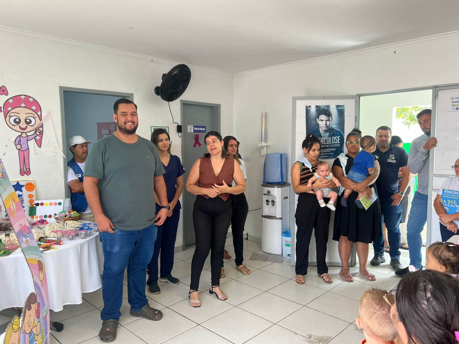 WhatsApp-Image-2025-10-23-at-09.33.38 “A mente de uma criança é um jardim, o que plantamos hoje florescerá por toda a vida”, afirma Dr. Pedro Nogueira em palestra do Criança Feliz