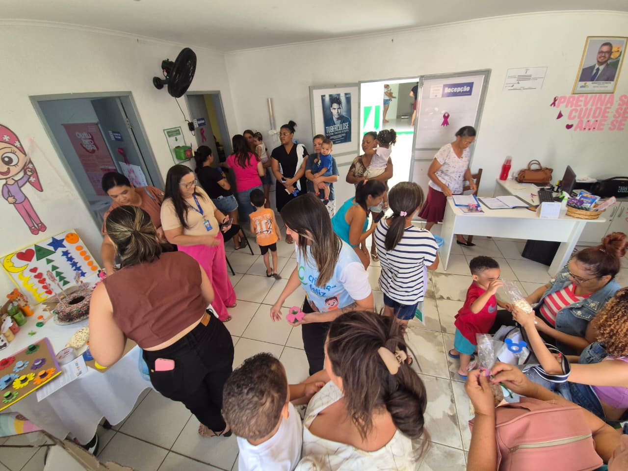 WhatsApp-Image-2025-10-23-at-09.53.13 “A mente de uma criança é um jardim, o que plantamos hoje florescerá por toda a vida”, afirma Dr. Pedro Nogueira em palestra do Criança Feliz