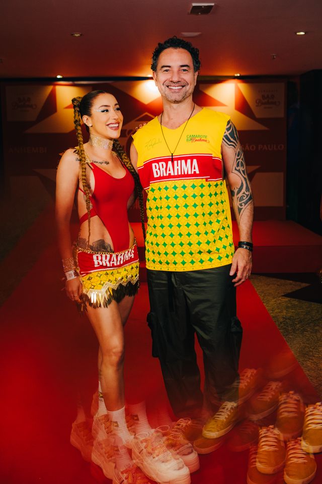 Marco-Luque-e-esposa-Creditos-PRIDIA Camarote Bar Brahma vira micareta com Bell Marques e Durval Lelys no Anhembi