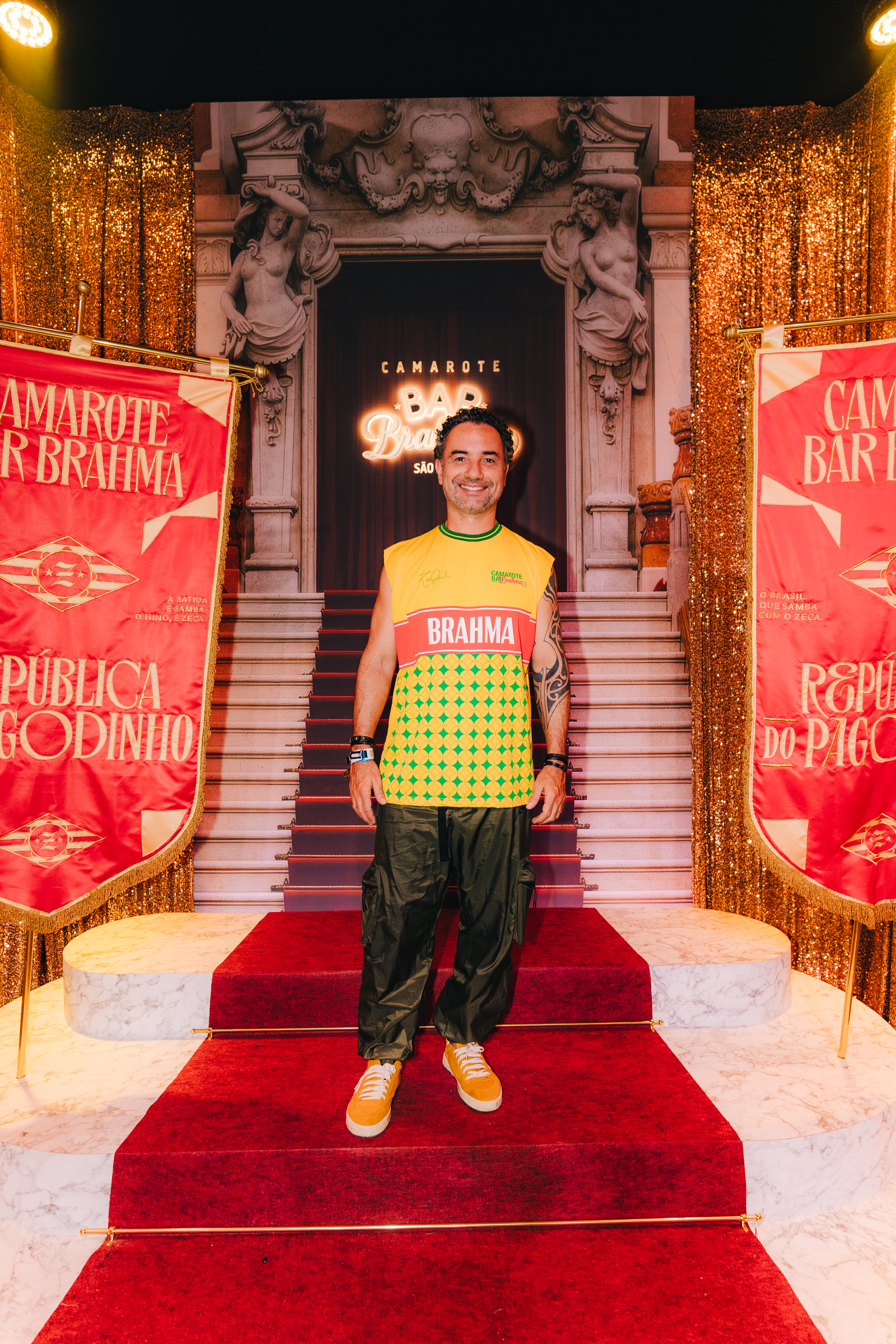 VGA09191 Camarote Bar Brahma vira micareta com Bell Marques e Durval Lelys no Anhembi