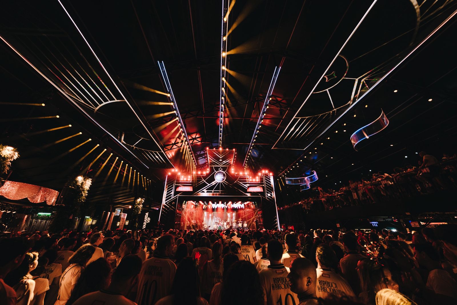 WhatsApp-Image-2026-02-27-at-16.07.50 Camarote Bar Brahma consolida protagonismo no maior Carnaval do país