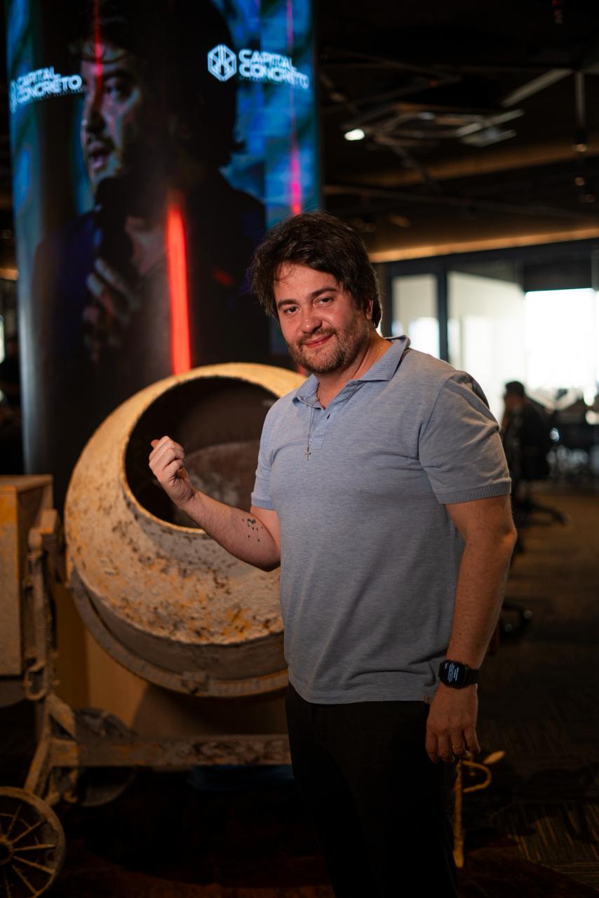 WhatsApp-Image-2026-04-06-at-16.32.12-1 “Eu prefiro perder um procedimento do que perder a confiança do paciente”, diz Dr. Ivan Rollemberg